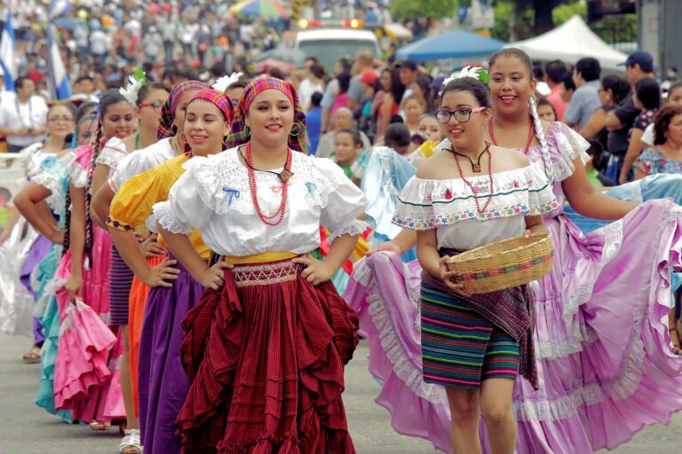 traditional clothing in el salvador